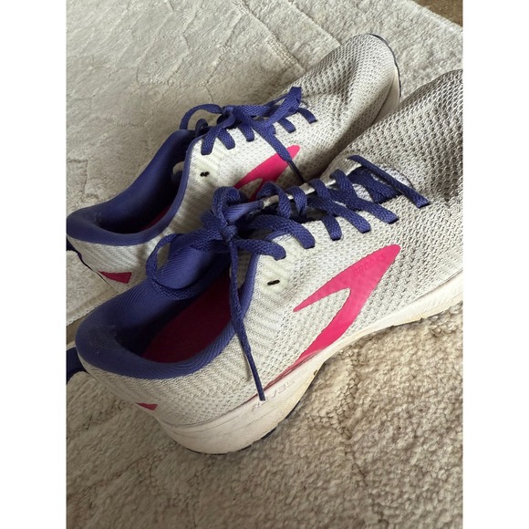 Brooks Revel 4 Womens Running Shoes White Pink Purple Size 7.5 Sneakers - Picture 1 of 3